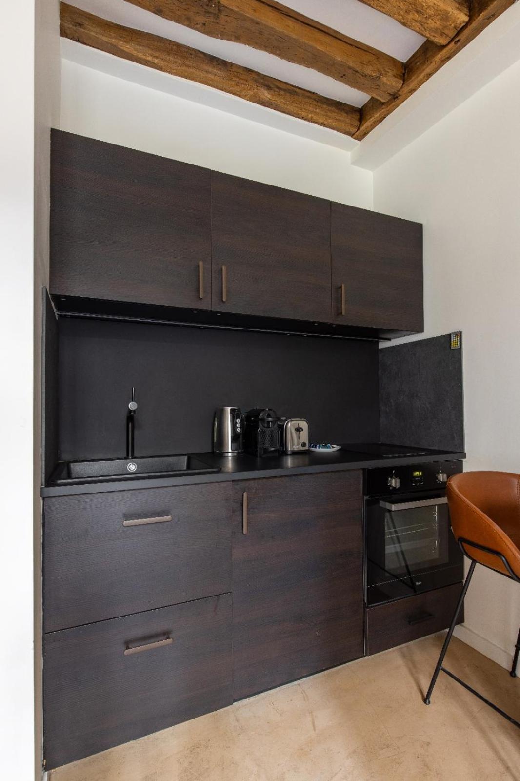Authentic - 1br-4p - Le Marais *