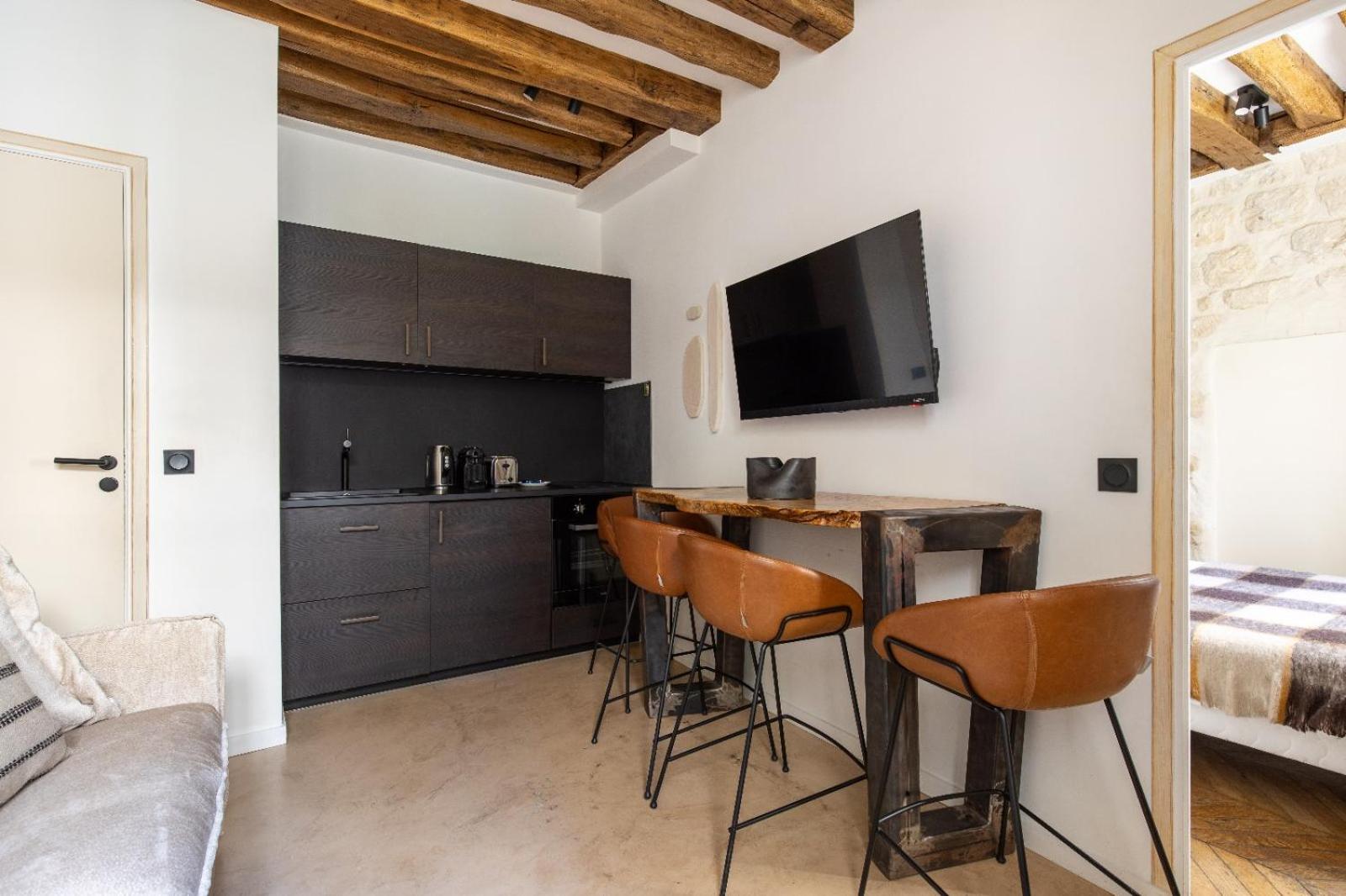 Apartment Authentic - 1br-4p - Le Marais